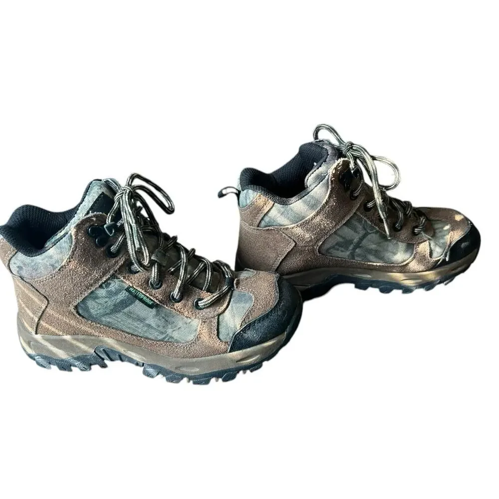 Game Winner Boys Size 3 Camouflage Boots